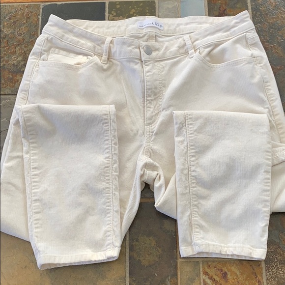LOFT Denim - Loft  Curvy Corduroy  Skinny Jeans.